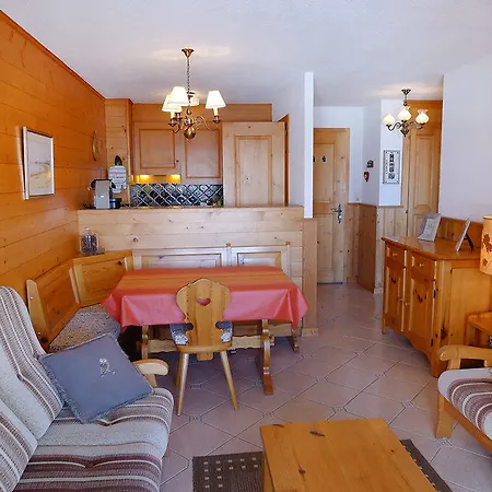 Grand B35 One Bedroom Hotel 3*